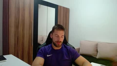 Snapshot of darius_94 chatting on January 2026 05:24:01 AM darius_94 online show from January 2026 05:24:01 AM