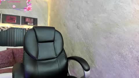 Snapshot of dark__nymph chatting on September 2025 12:21:02 PM Dark online show from September 2025 12:21:02 PM