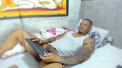 dark_dominion online show from March 2026 10:49:02 PM