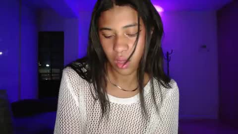 Sofia online show from October 2025 01:06:02 AM