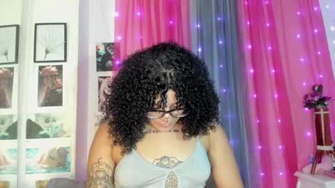 dark_flama online show from October 2025 02:51:02 PM