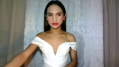 Snapshot of dark_hurohuro19 chatting on December 2024 02:14:02 AM LIANNA online show from December 2024 02:14:02 AM