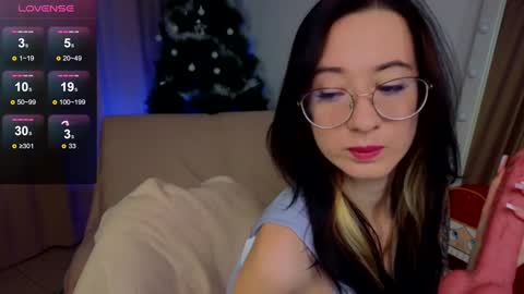 Lola online show from December 2024 09:44:01 AM