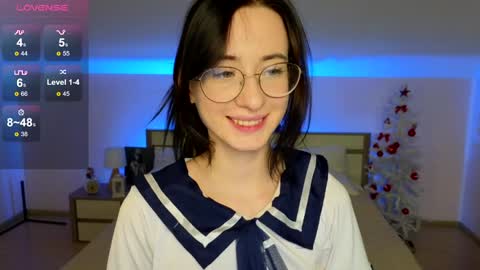 Lola online show from December 2024 03:59:01 PM