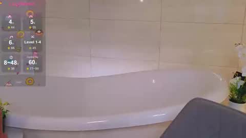 Lola online show from September 2025 09:31:01 AM