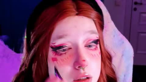 Lucious Foijieh online show from November 2025 04:53:01 PM