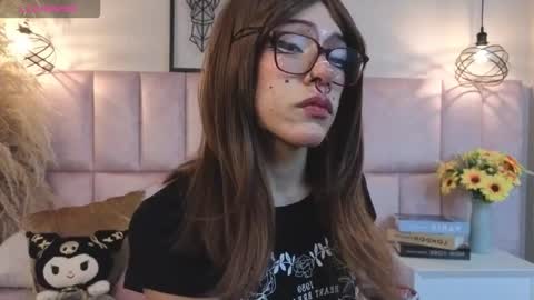 Snapshot of dark_nina_ chatting on February 2026 12:41:01 PM Nina online show from February 2026 12:41:01 PM