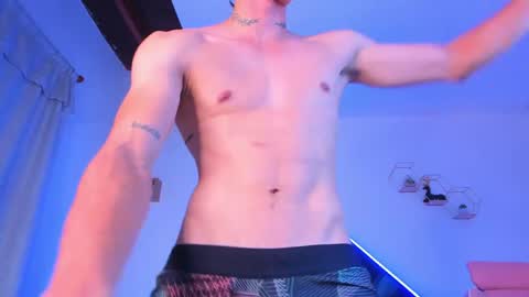 dark_valentino online show from April 2026 03:56:01 AM