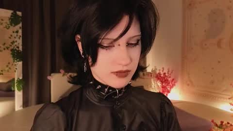 Vamp  online show from February 2025 01:00:02 AM