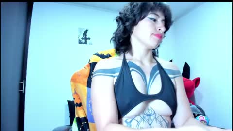 Snapshot of darkkittenuwu chatting on July 2026 05:11:02 PM Hi Im Yuri independent modelhelp me get my 111 hands upuwu online show from July 2026 05:11:02 PM