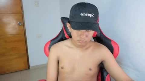 darknigthx online show from April 2026 04:01:01 AM