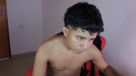 Snapshot of darknigthx chatting on April 2026 01:37:01 AM darknigthx online show from April 2026 01:37:01 AM
