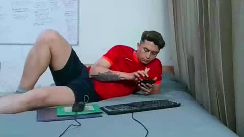 DARKO0717 online show from November 2025 02:43:02 AM