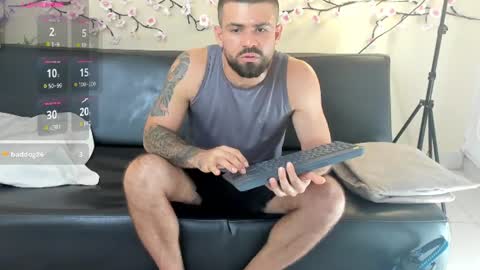 Snapshot of darko_djxxx chatting on June 2026 09:25:01 PM DARKO online show from June 2026 09:25:01 PM