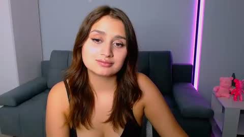 Amelie online show from July 2026 05:39:01 PM