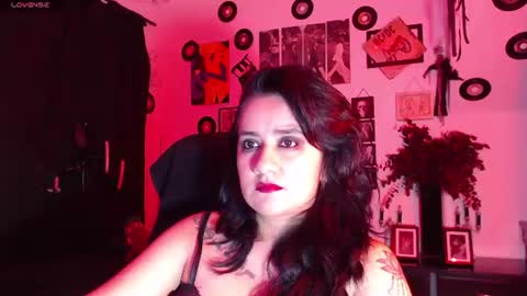 Snapshot of darkyll33 chatting on June 2026 05:21:02 AM DarKyll online show from June 2026 05:21:02 AM