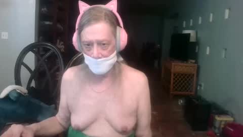 darla_darling1222101 online show from February 2026 06:52:01 AM