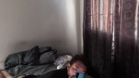 Snapshot of darling_and_dante chatting on December 2024 03:35:01 PM darling_and_dante online show from December 2024 03:35:01 PM