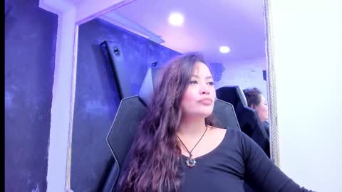 Darling online show from February 2026 03:01:01 PM