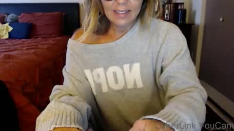 DarlingD online show from November 2025 02:06:01 PM