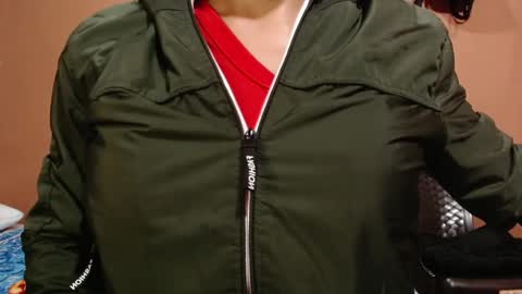 darwin_x online show from November 2025 02:17:01 PM