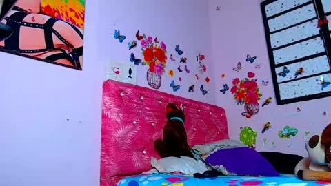 Dasly online show from December 2025 01:43:02 AM