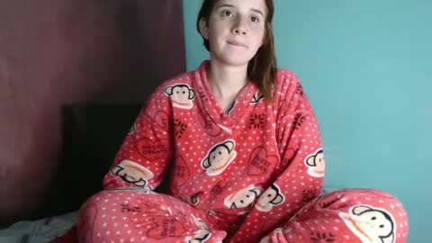 Dafne online show from February 2025 04:07:01 AM