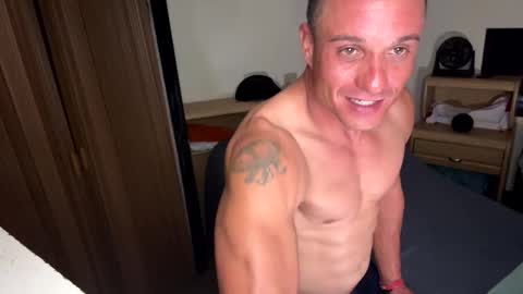 dave875126 online show from May 2026 12:07:01 AM