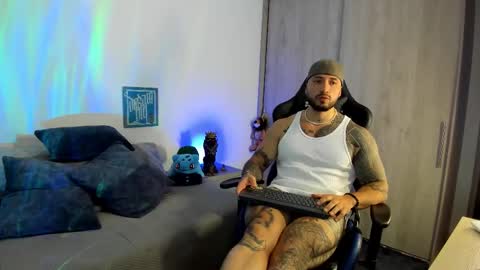 DAVE MAX online show from November 2025 03:45:01 PM