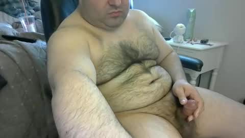 Snapshot of daveishorny1988 chatting on May 2026 06:05:02 PM daveishorny1988 online show from May 2026 06:05:02 PM