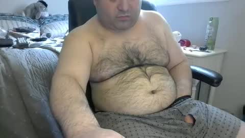 Snapshot of daveishorny1988 chatting on May 2026 09:32:02 PM daveishorny1988 online show from May 2026 09:32:02 PM