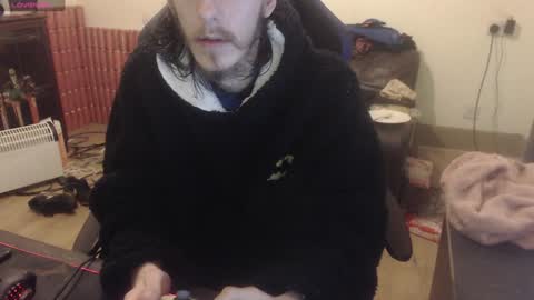 Snapshot of daver281197 chatting on December 2024 06:20:01 AM dave online show from December 2024 06:20:01 AM