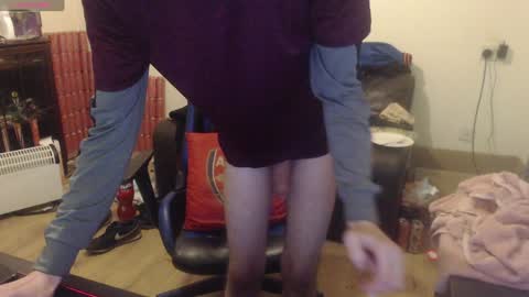 Snapshot of daver281197 chatting on December 2024 01:04:01 AM dave online show from December 2024 01:04:01 AM