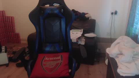 Snapshot of daver281197 chatting on January 2025 08:18:02 AM dave online show from January 2025 08:18:02 AM