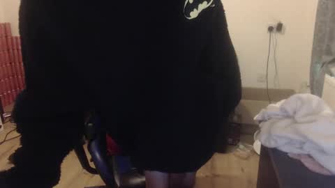 Snapshot of daver281197 chatting on February 2025 08:26:01 PM dave online show from February 2025 08:26:01 PM