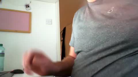 davesu12345 online show from December 2024 09:19:02 AM