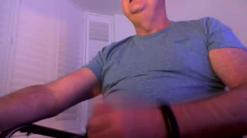 davesu12345 online show from December 2025 07:12:01 AM