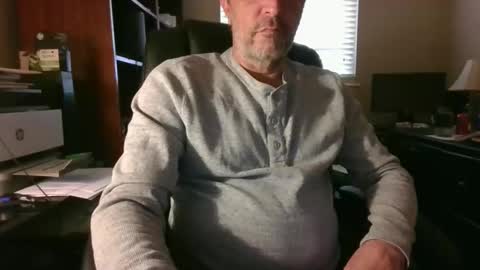 Snapshot of davethebooky chatting on March 2026 06:14:01 PM Dave online show from March 2026 06:14:01 PM