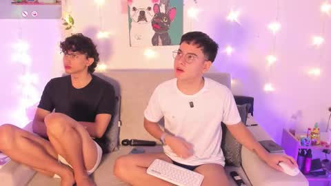 david_and_friend online show from February 2026 02:01:02 PM