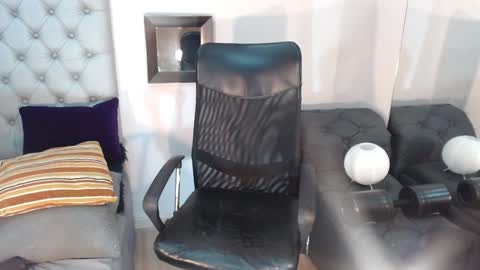 Snapshot of david_bandercock chatting on December 2024 01:03:02 AM david_bandercock online show from December 2024 01:03:02 AM