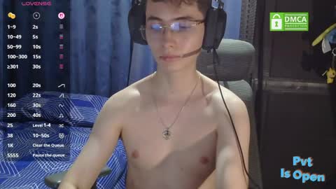 ProgrammerBoy online show from June 2026 01:33:01 AM