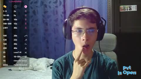 ProgrammerBoy online show from June 2026 01:22:01 AM