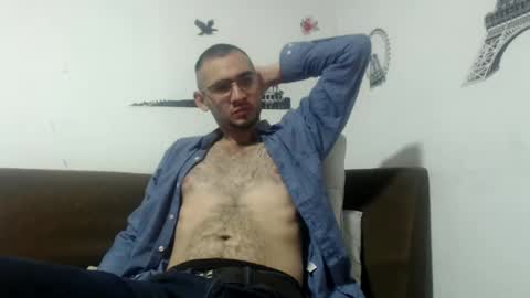 Snapshot of david_hot12 chatting on January 2025 03:37:02 AM david online show from January 2025 03:37:02 AM