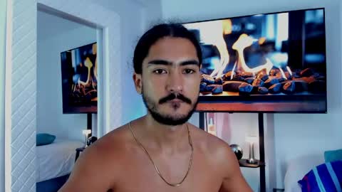 Hey im David that loves to explore and speak their fantasies. Very open talktative and nice. Feel free to chat with me online show from June 2026 11:16:01 AM