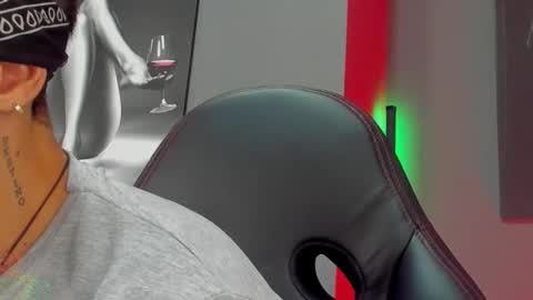 David Jons online show from November 2025 11:04:02 PM