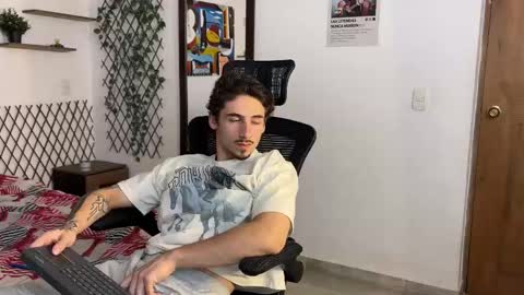 Snapshot of david_muller_ chatting on March 2026 12:52:02 AM David online show from March 2026 12:52:02 AM