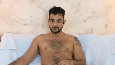 JF oliveira online show from December 2024 02:26:02 PM
