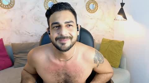 JF oliveira online show from December 2024 12:41:01 PM