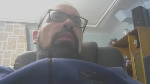 Snapshot of davidmax245 chatting on February 2025 08:00:02 PM davidmax245 online show from February 2025 08:00:02 PM