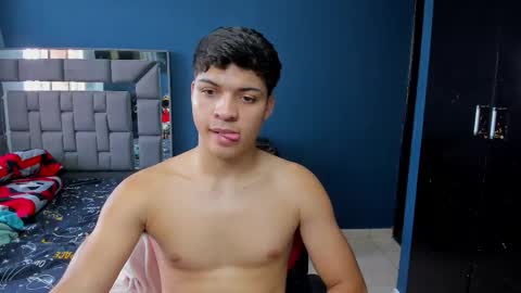 davidro030 online show from September 2025 08:34:02 PM